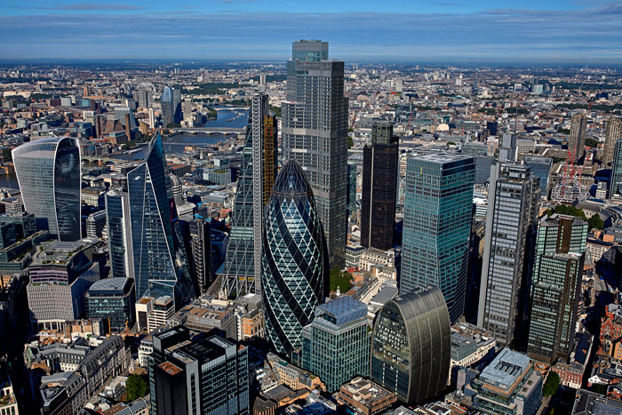 SIA licensed security guards protecting commercial property in London